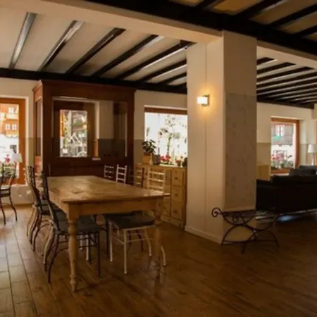 Dufour ماكوجناجا