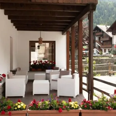 Hotel Dufour 3*