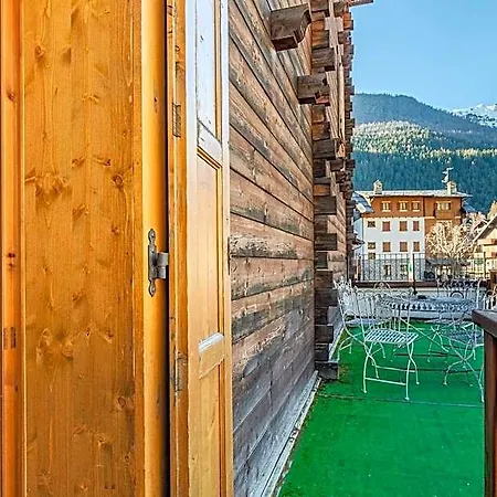 Dufour Hotel 3*