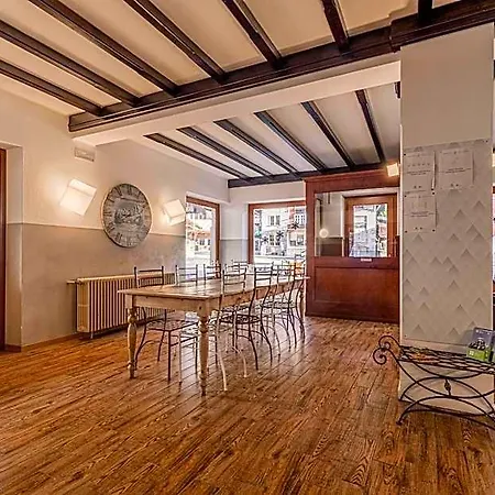 Dufour Hotel