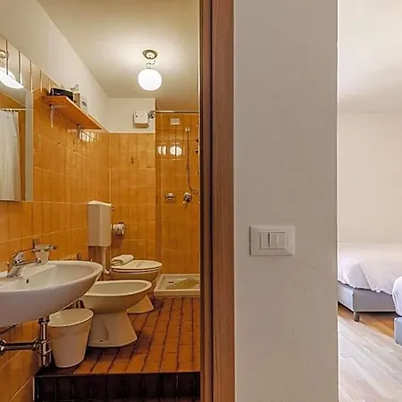 Dufour Hotel 3*