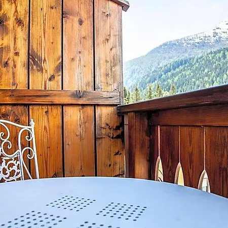 Dufour Hotel 3*